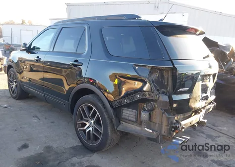 2018 Ford Explorer Sport z USA, uszkodzony, nr VIN 1FM5K8GT1JGC61611